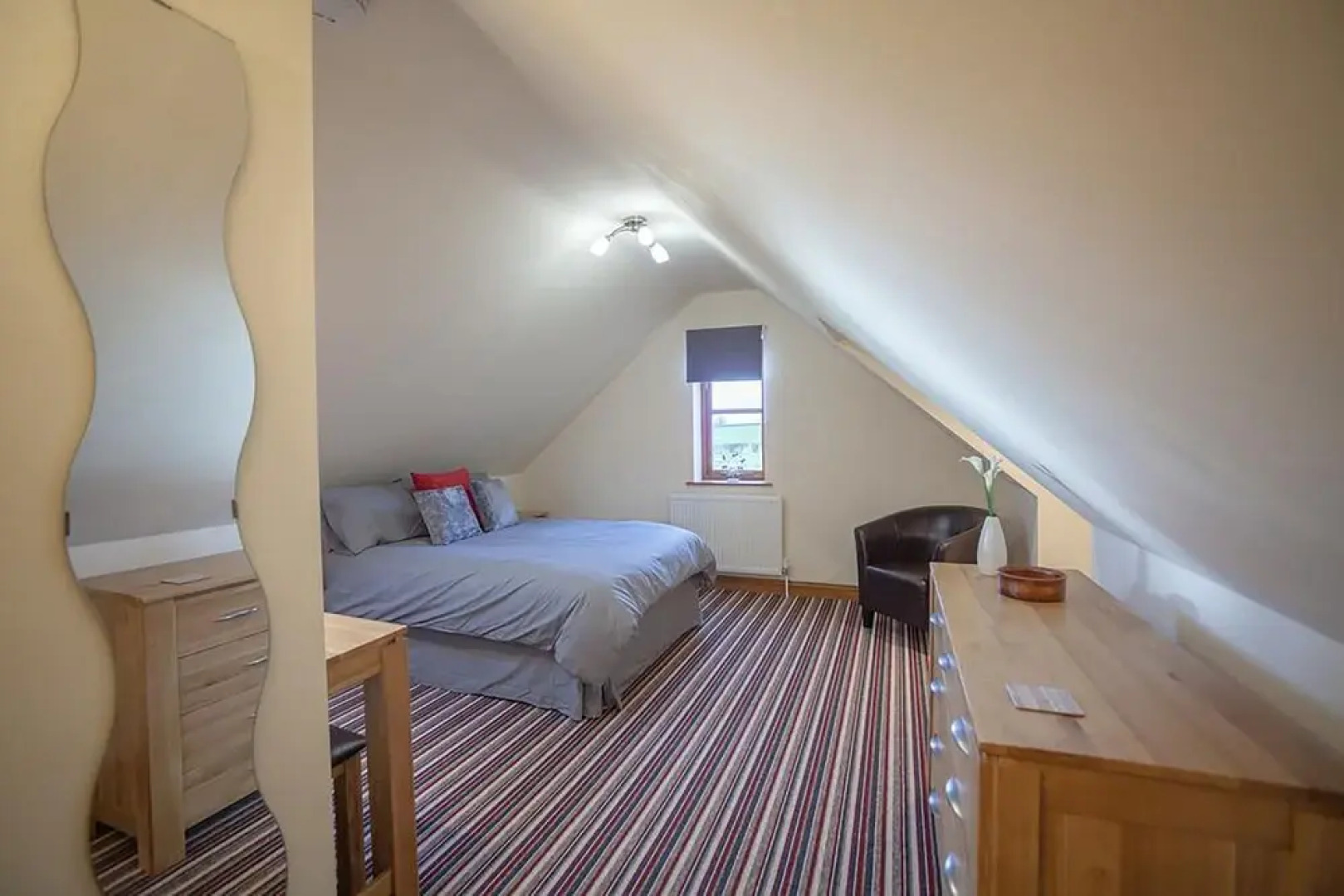 Lyde Cross Coach House