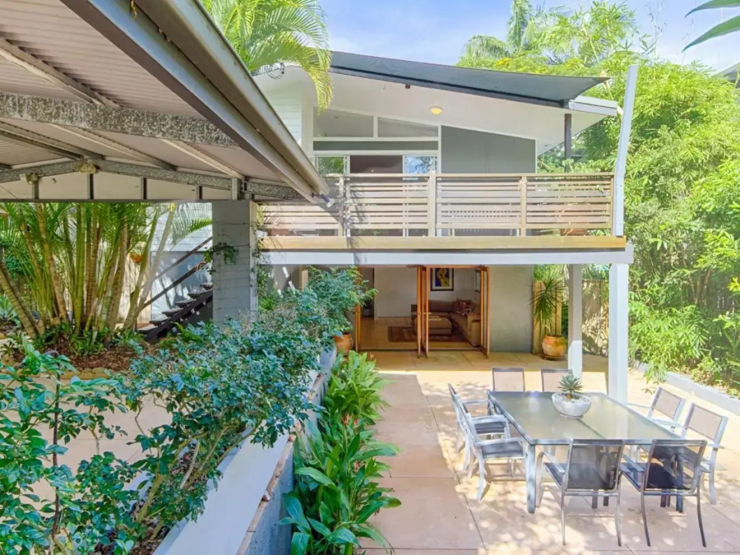 Sunshine Beach House 14 Depper Street
