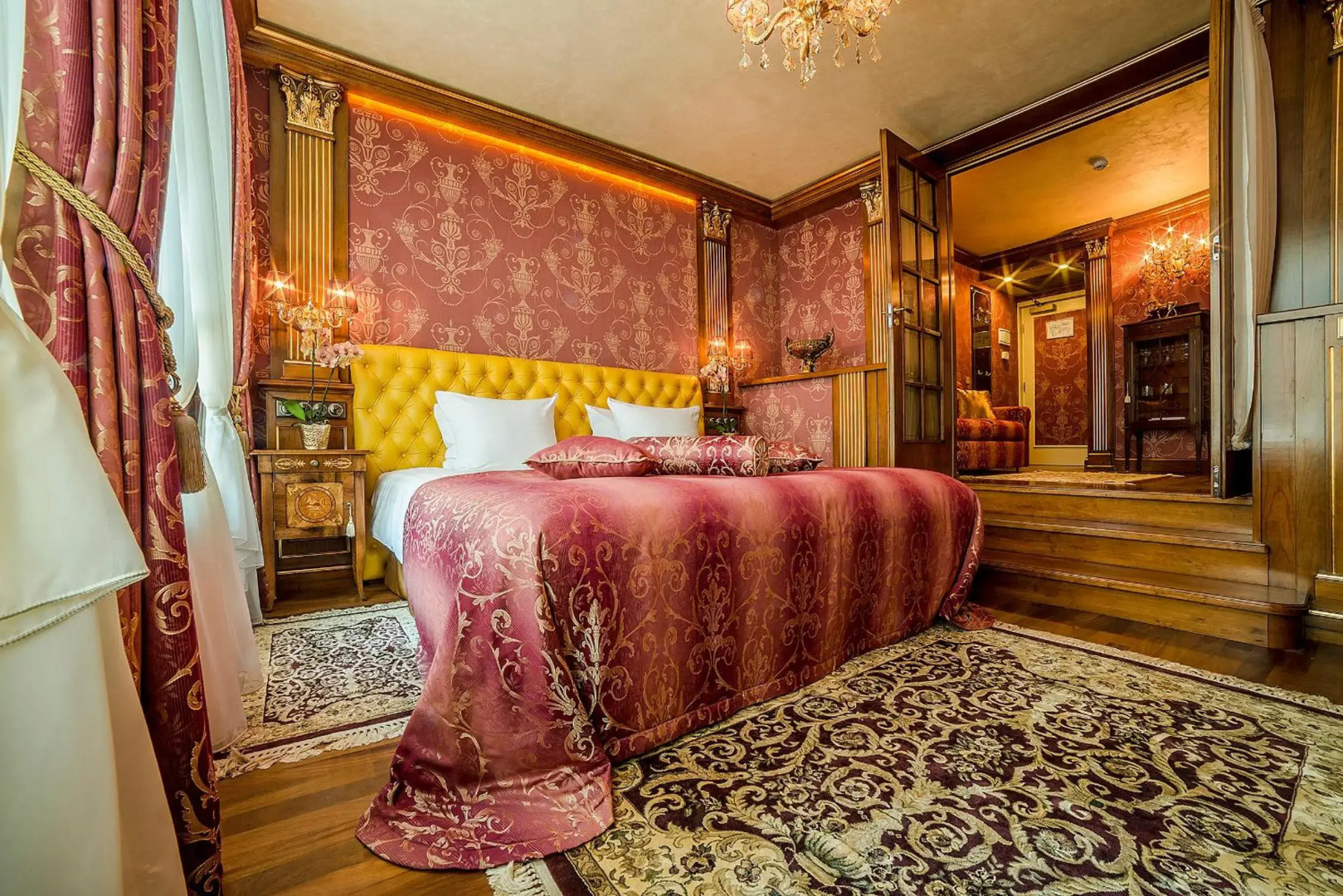 Отель и ресторан IMPERIAL (бывший Ramada)