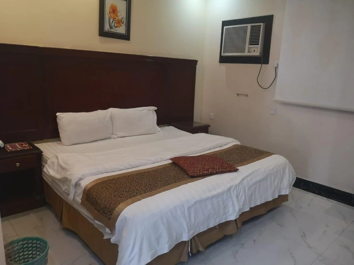 OYO 488 Nomas Plaza Of Housing Units