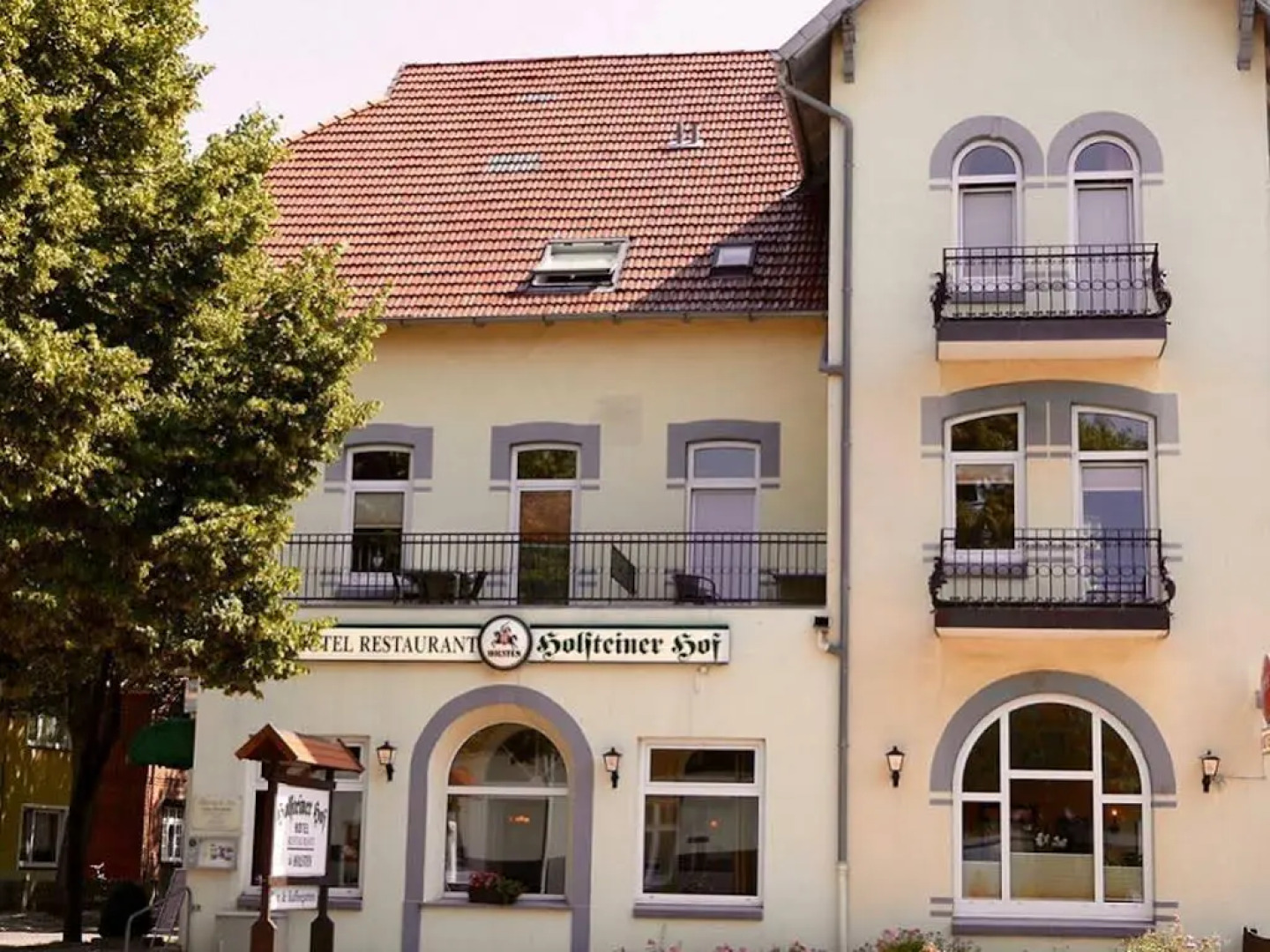 Hotel-Restaurant Holsteiner Hof