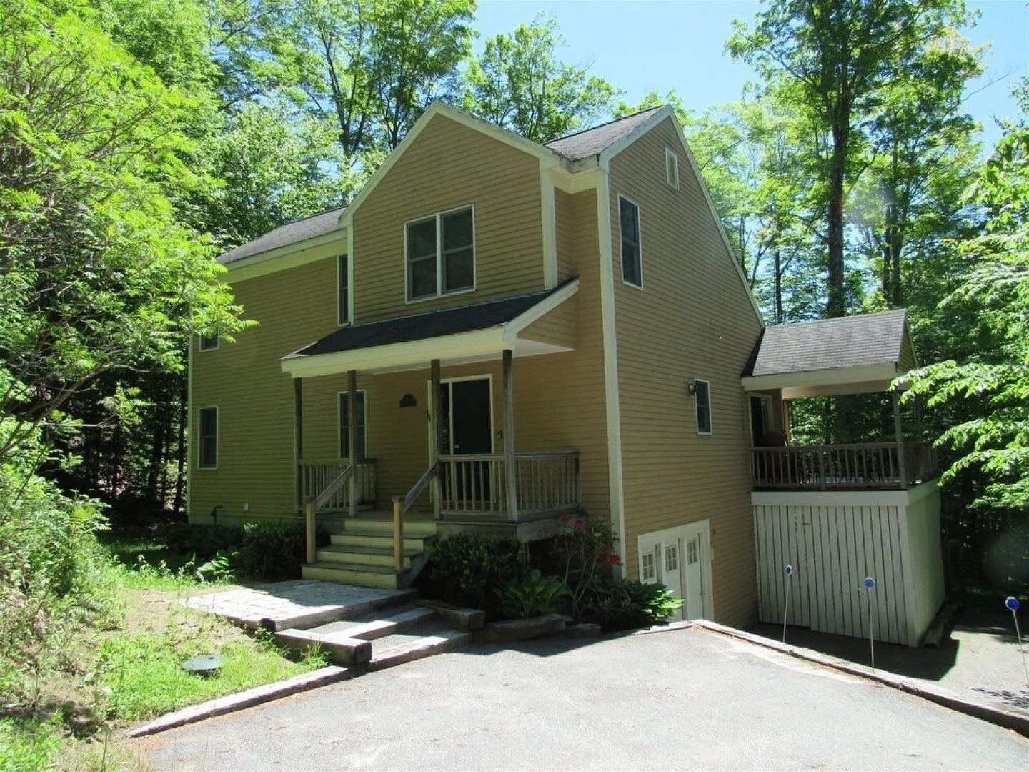 Pet Friendly Private Home, Located in Forest Ridge, Lincoln, NH - Fr8cl