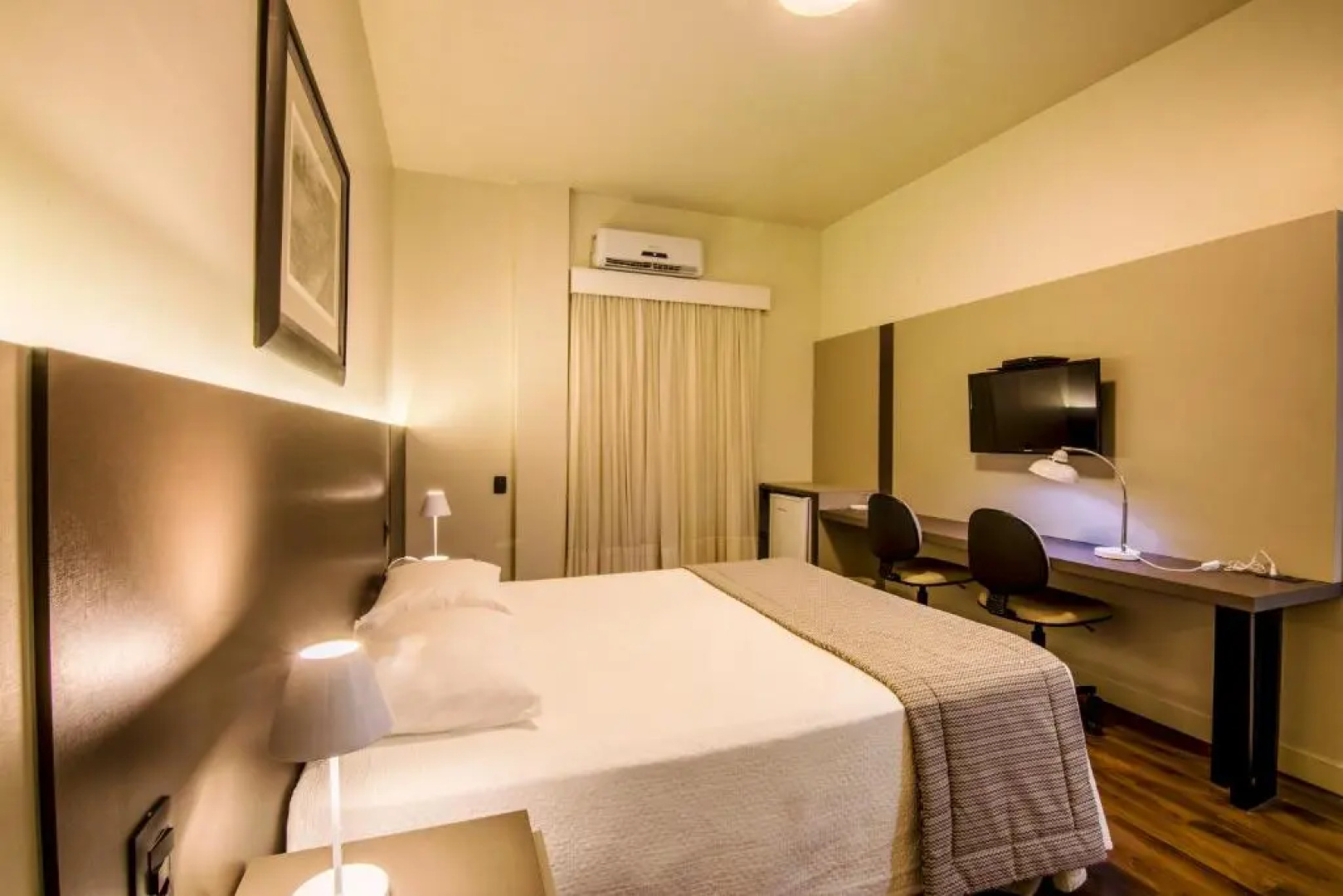 JR Hotel
