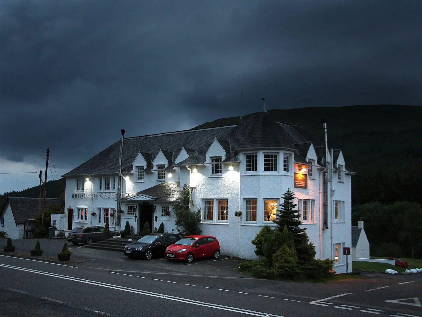 Bridge of Orchy Hotel
