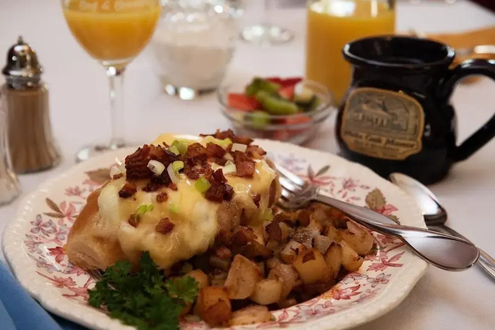 White Oak Manor Bed & Breakfast