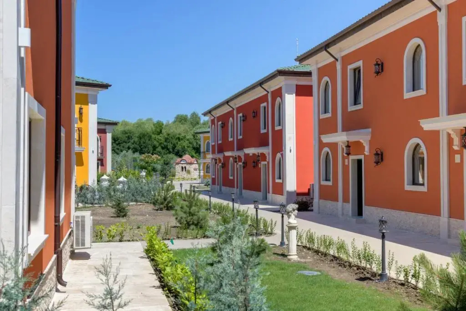 Therma ECO Village