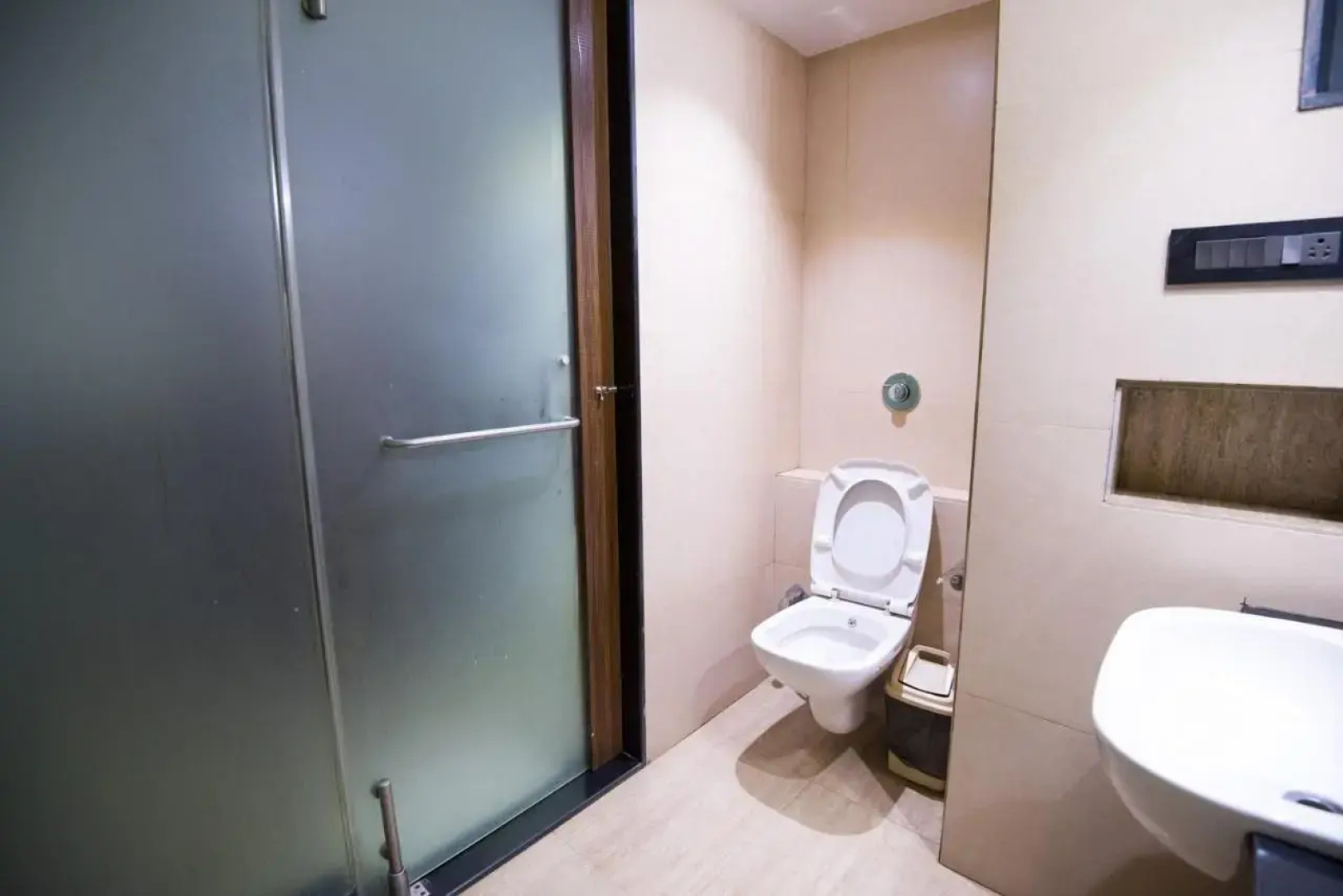 Vista Premier At Thane West