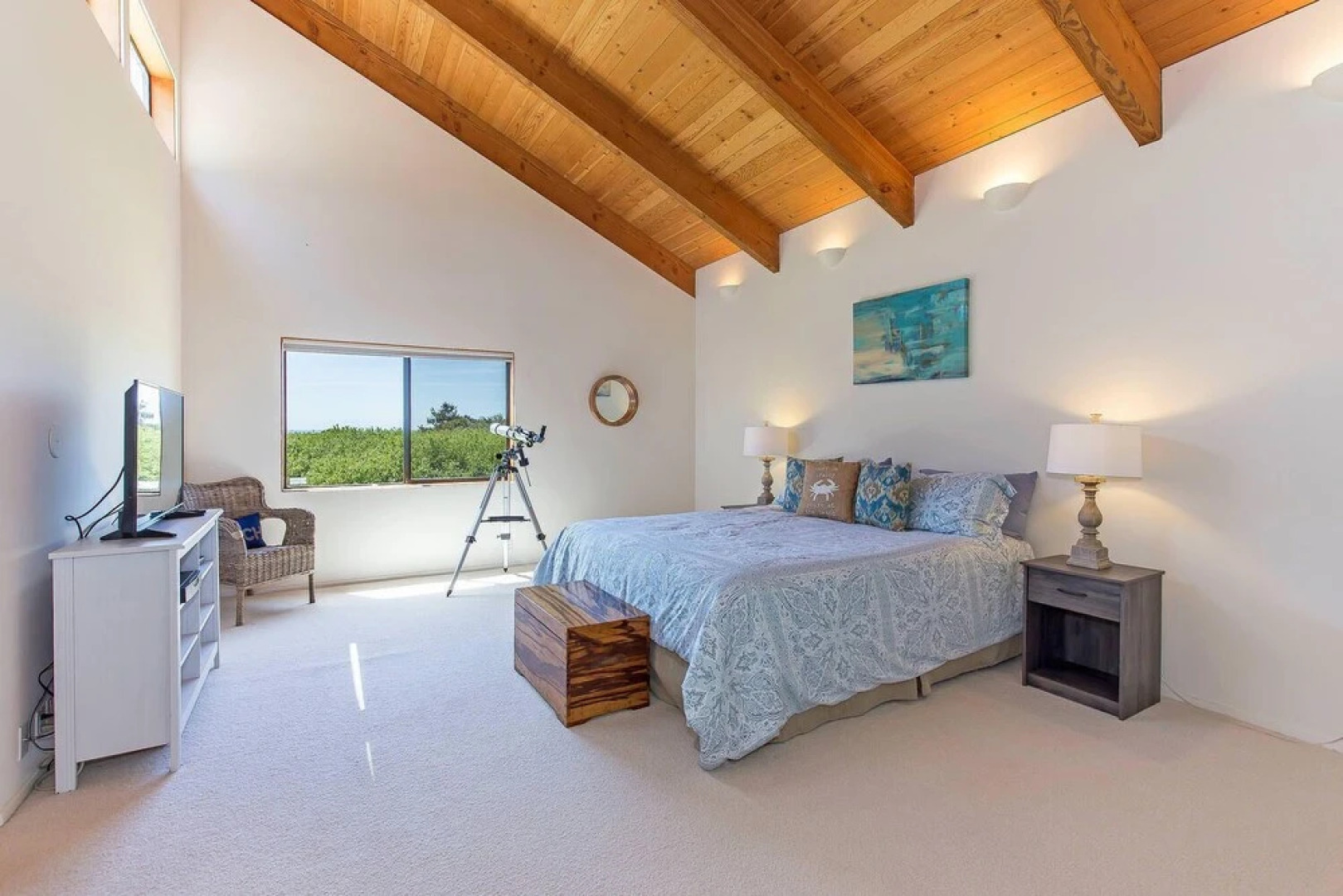 Grateful Getaway - Four Bedroom Home