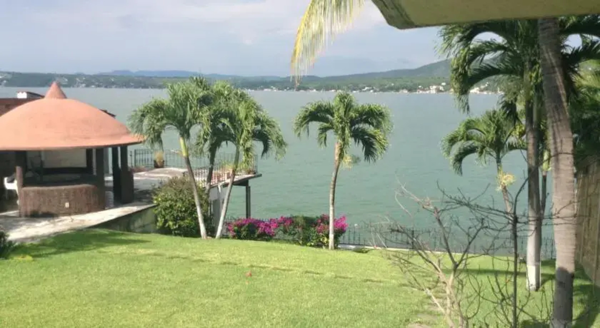 Tequesquitengo Bungie