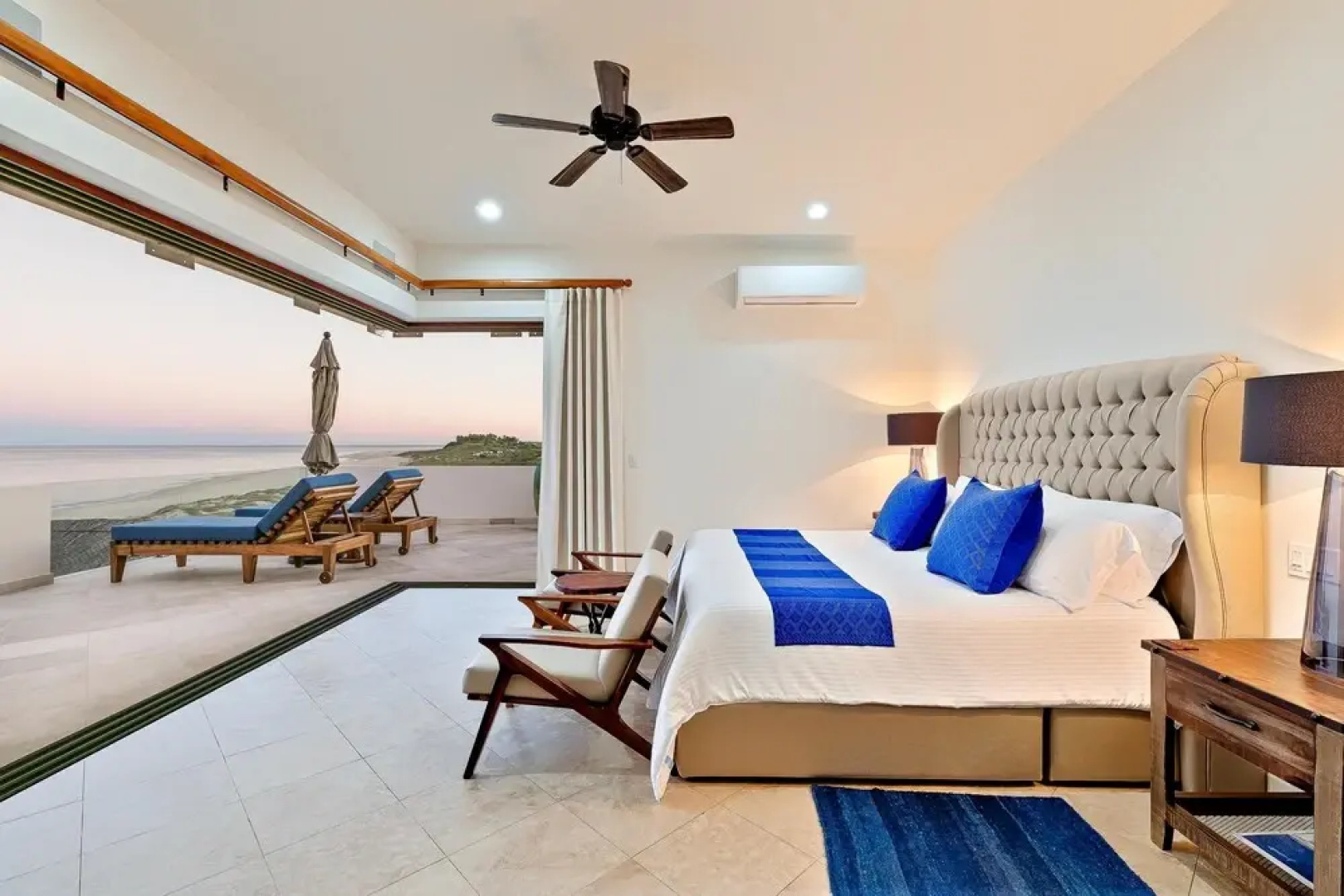 Oceanfront Getaway Near Cabo Pulmo: Villa Bahia de los Frailes