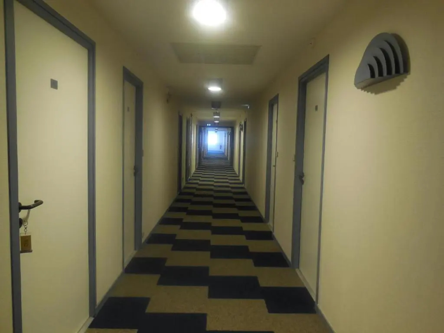 Au Relais de lOust