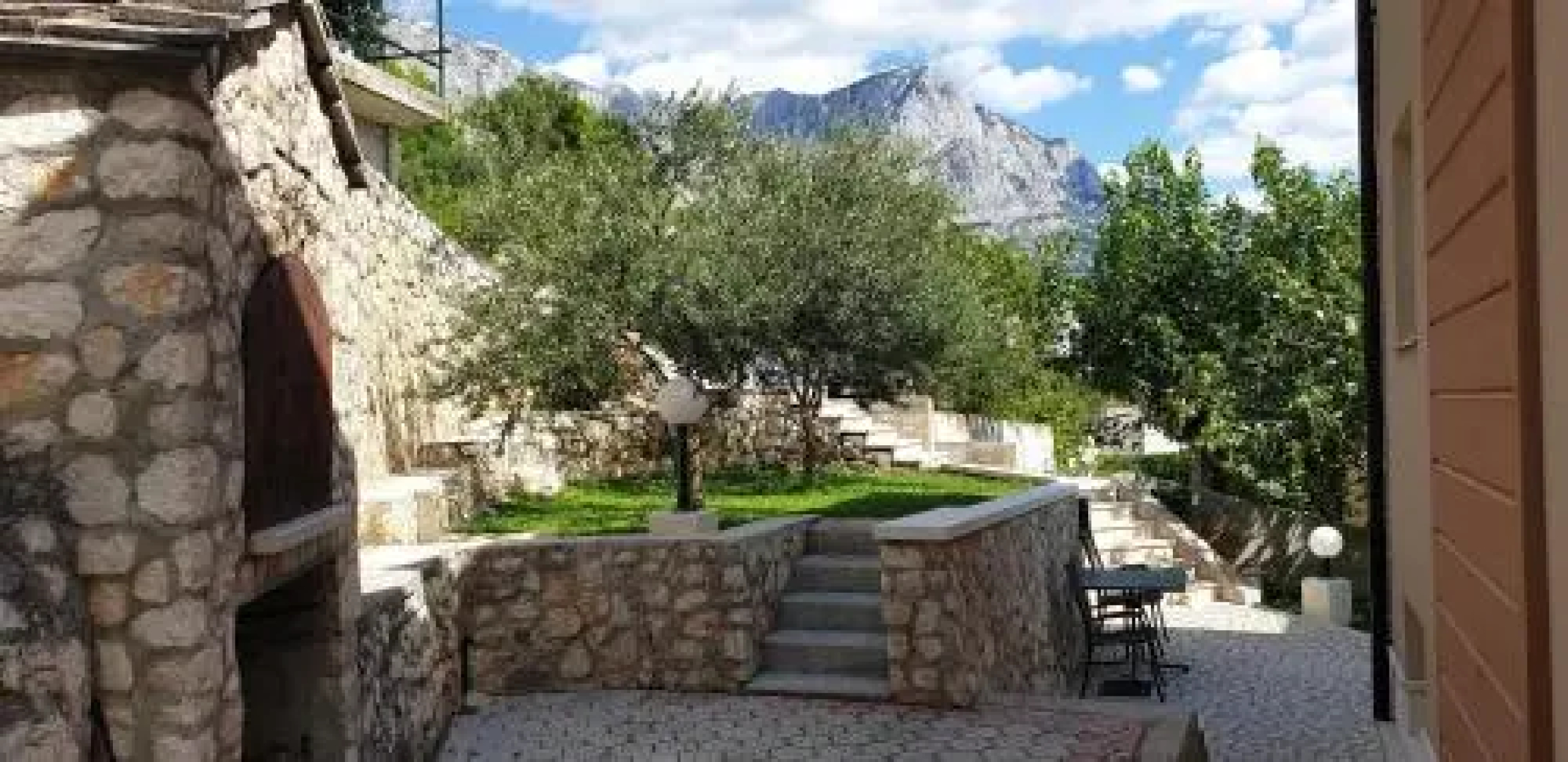 Apartments Karlo