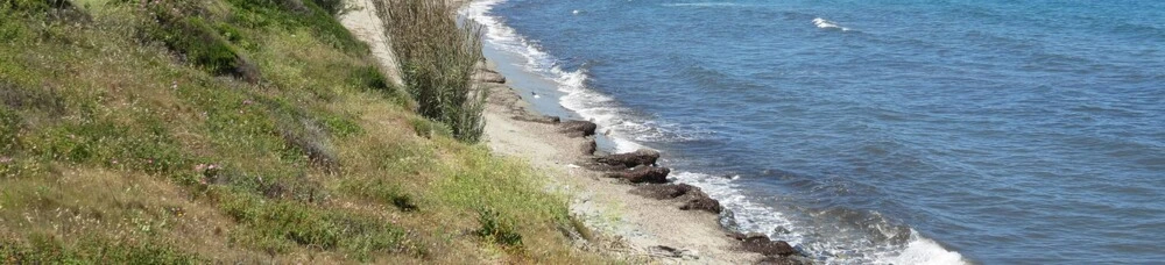 Mini 3 Mediterranean Style Villa, 100 m From the Sea, Heated Pool