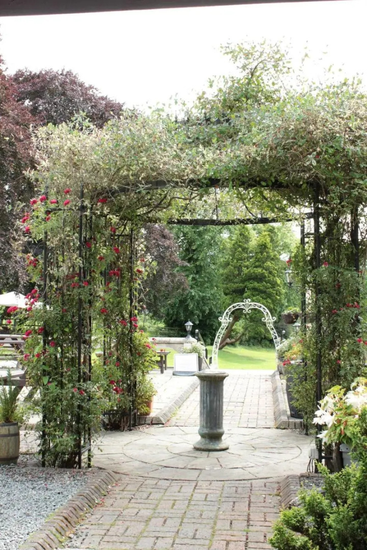 The Bentley Brook Inn