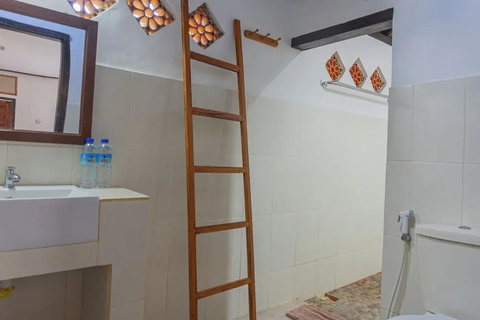 Green orry inn cafe & cottages