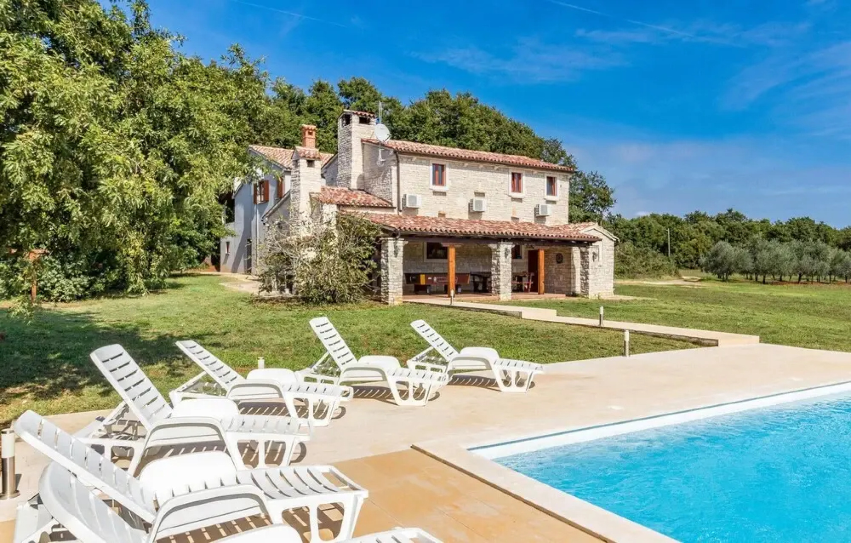 Amazing Home in Pula With Sauna, Wifi and 4 Bedrooms