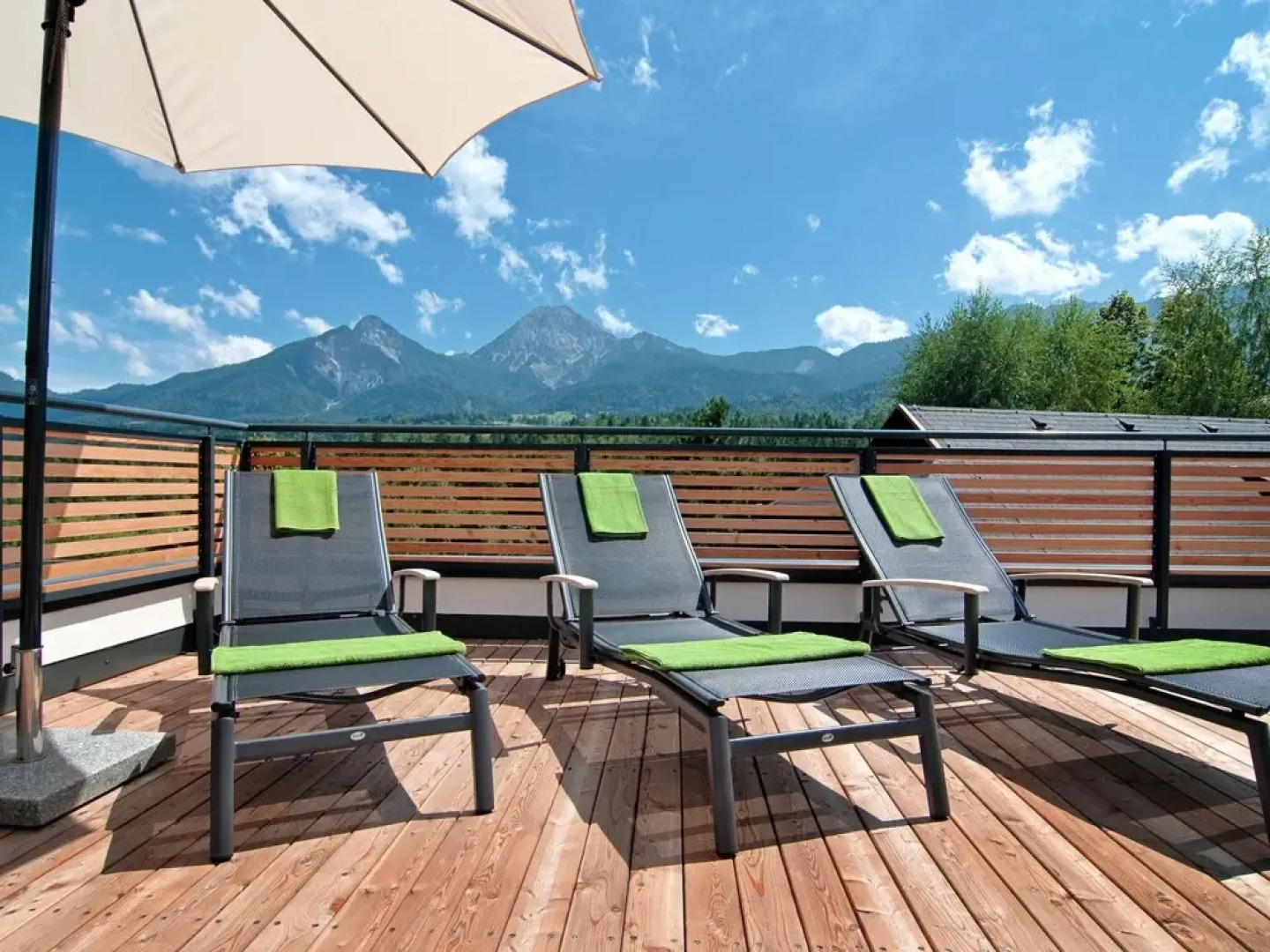 Authentic Apartment in Oberaichwald Near Hiking Area