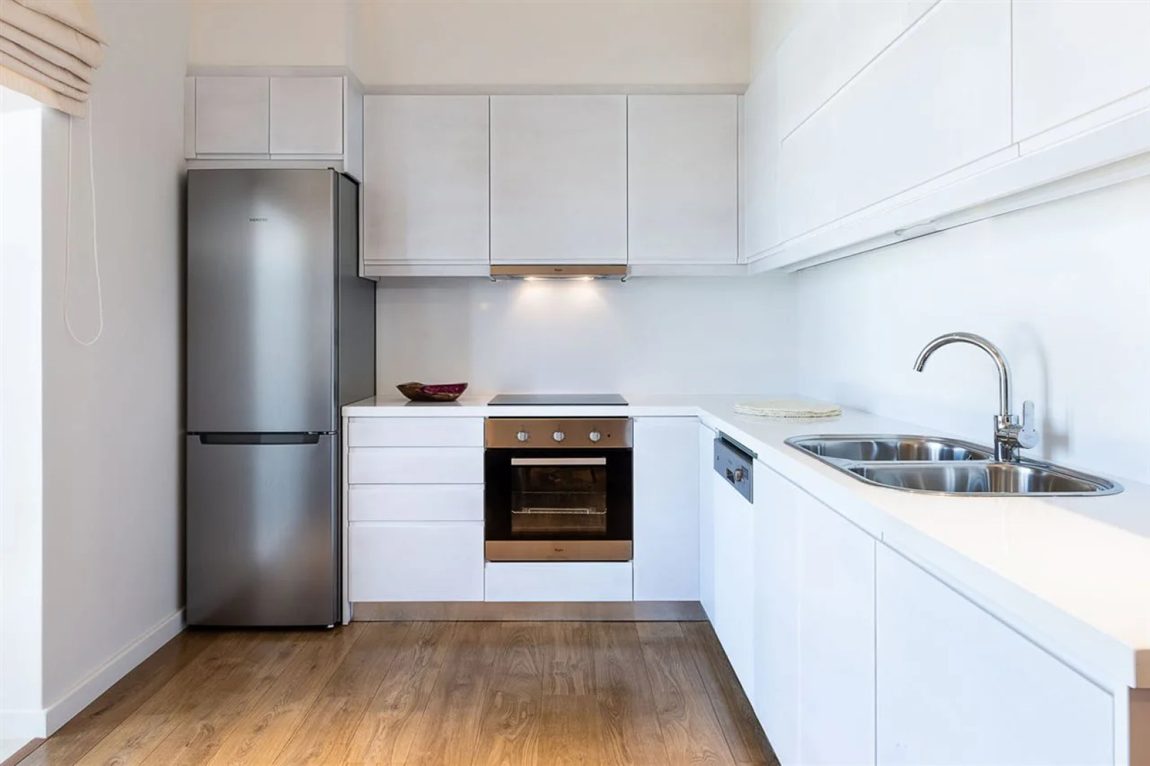 Avra Apartments Kolymbari Harbour