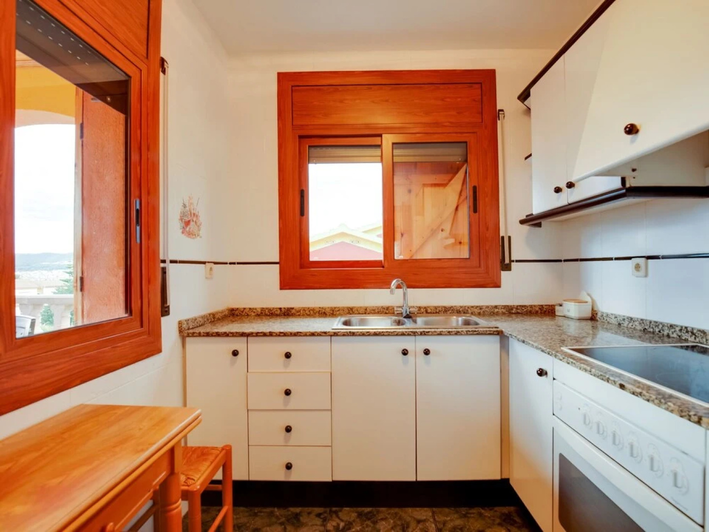 Luxurious Holiday Home in Vendrell With Swimming Pool