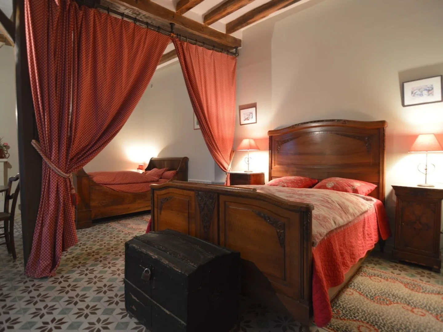 Cozy Holiday Home Near Forest in Lerné