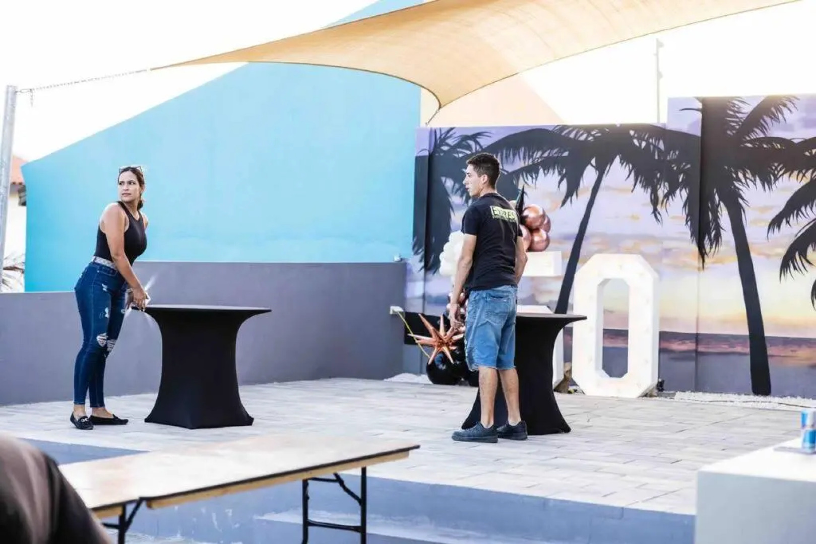 Private Estate with Pool 10bed/6baths