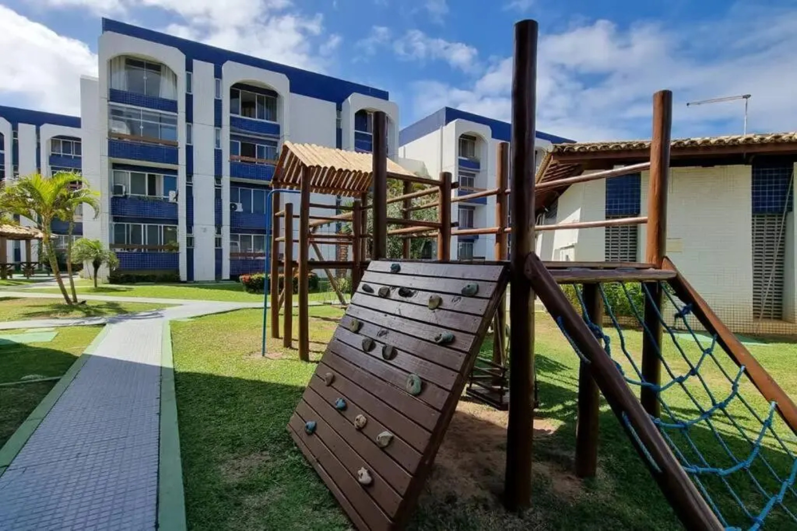 Apartamento duplex, 6 pessoas em Vilas do Atlantico