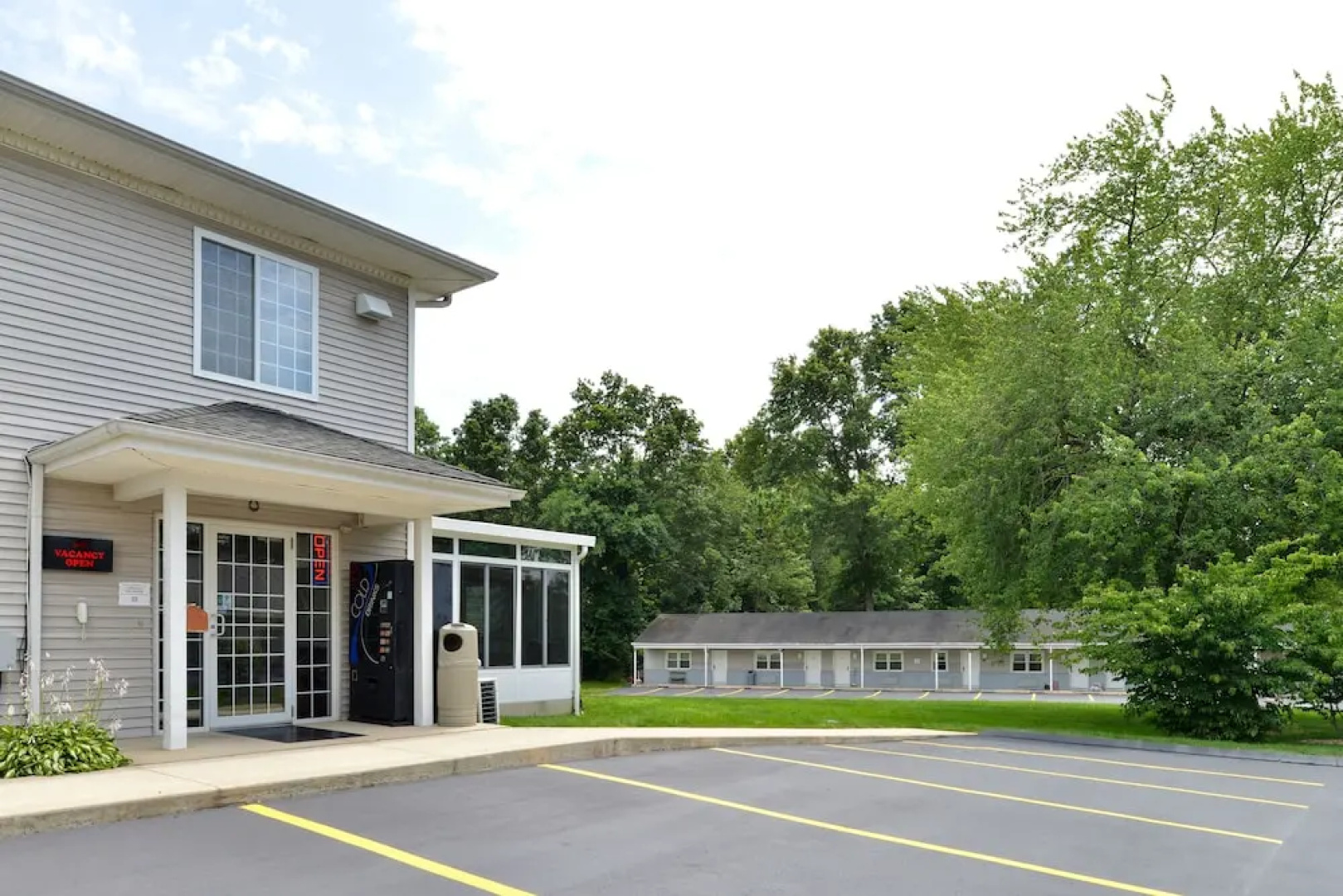 Tower Inn And Suites Of Guilford - Madison