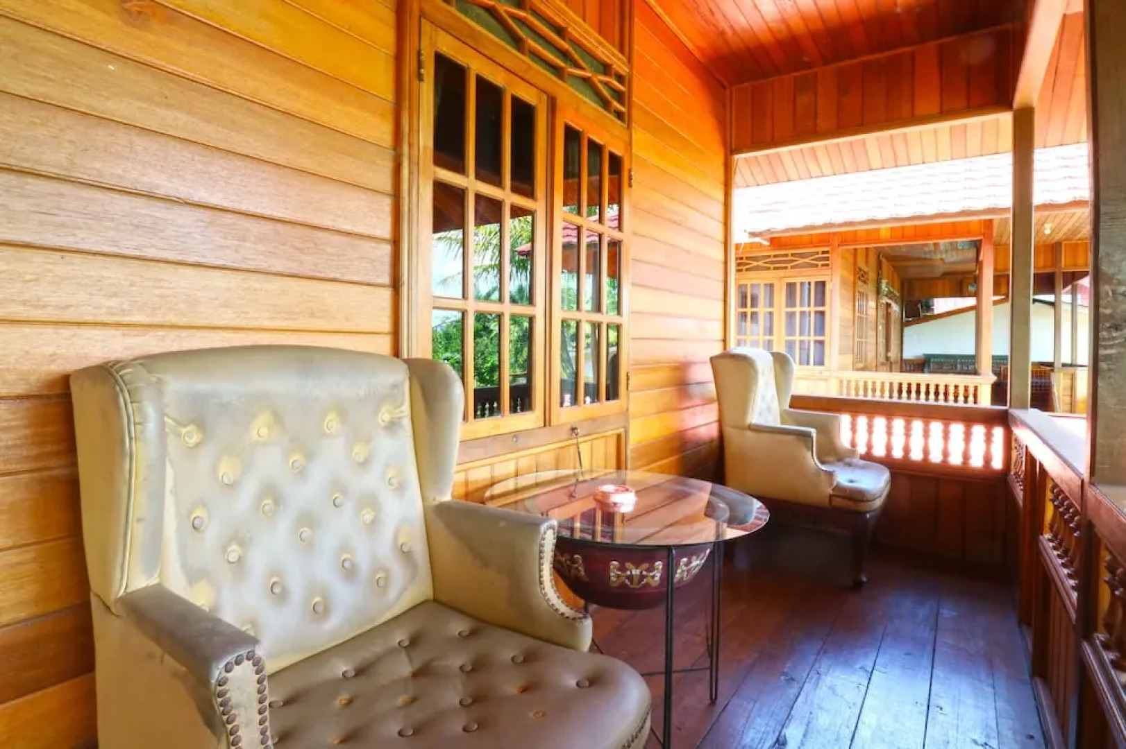 Villa Aquarius Orange