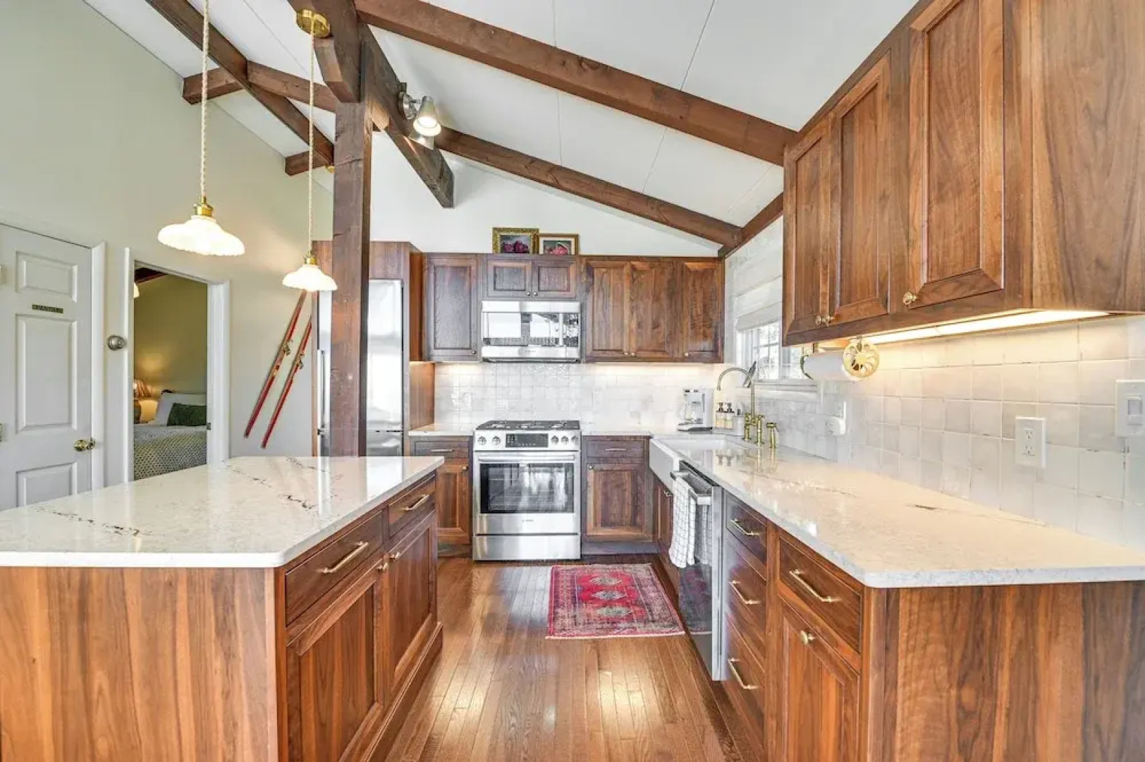 Cozy Mtn-view Chalet < 2 Mi to Windham Slopes