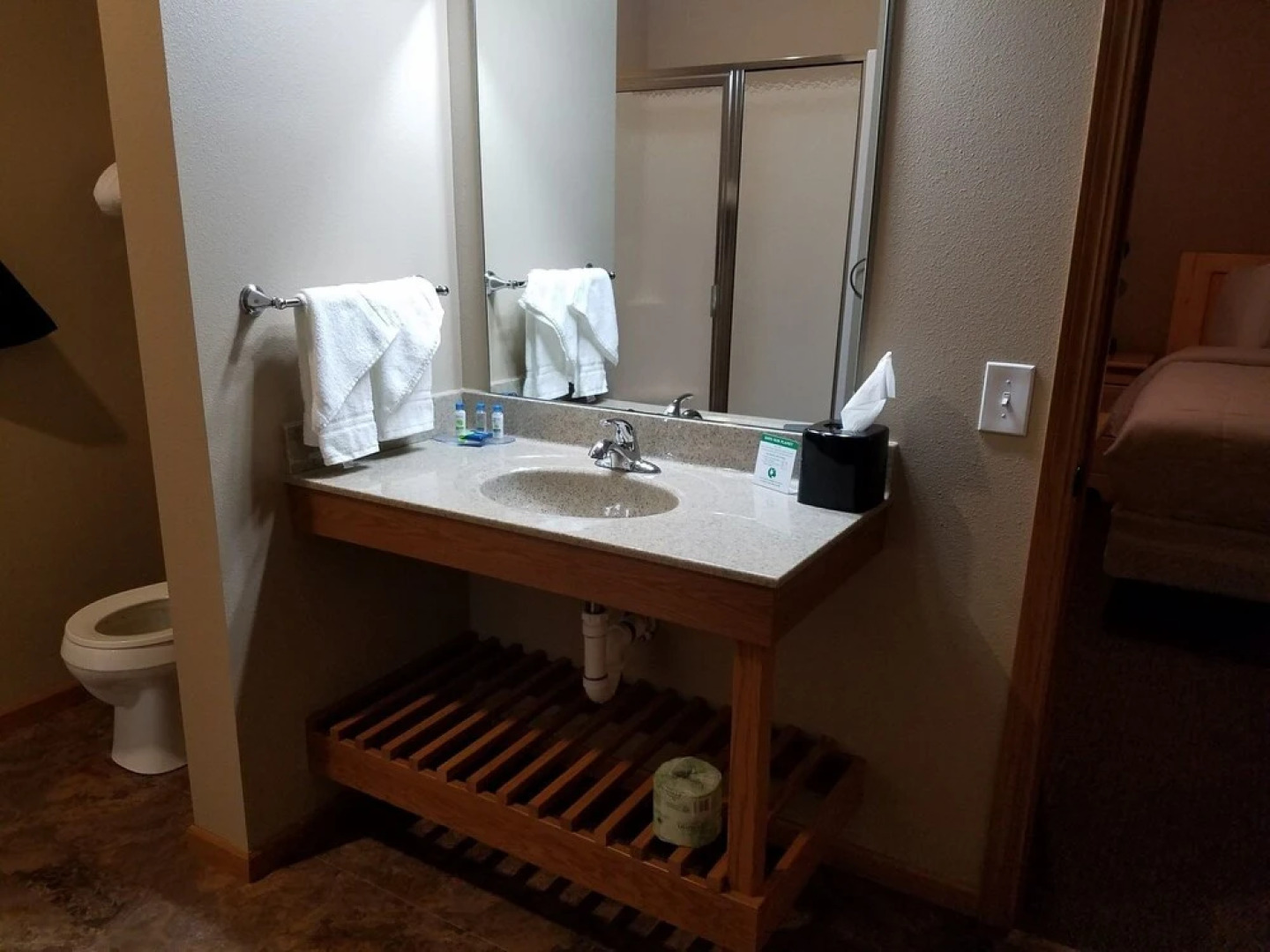 Woodside Old Towne Hotel