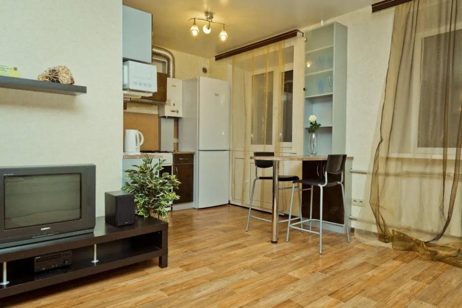 Apartments Sutki-Dom na Ploshchadi Gorkogo