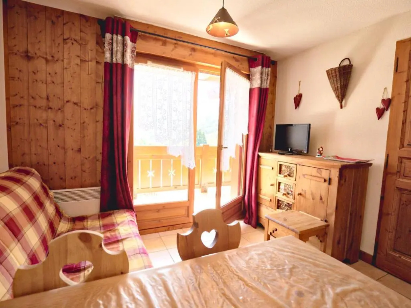 Appartement Flumet, 2 pièces, 6 personnes - FR-1-505-61