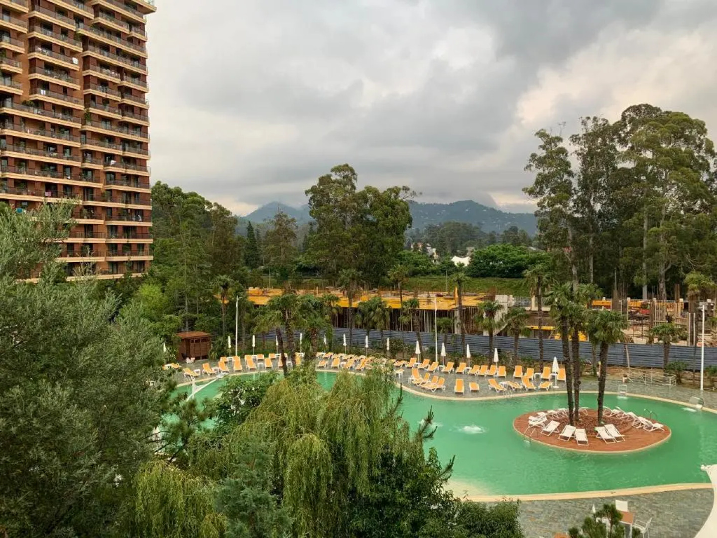 2 bedroom Apartment in Oasis