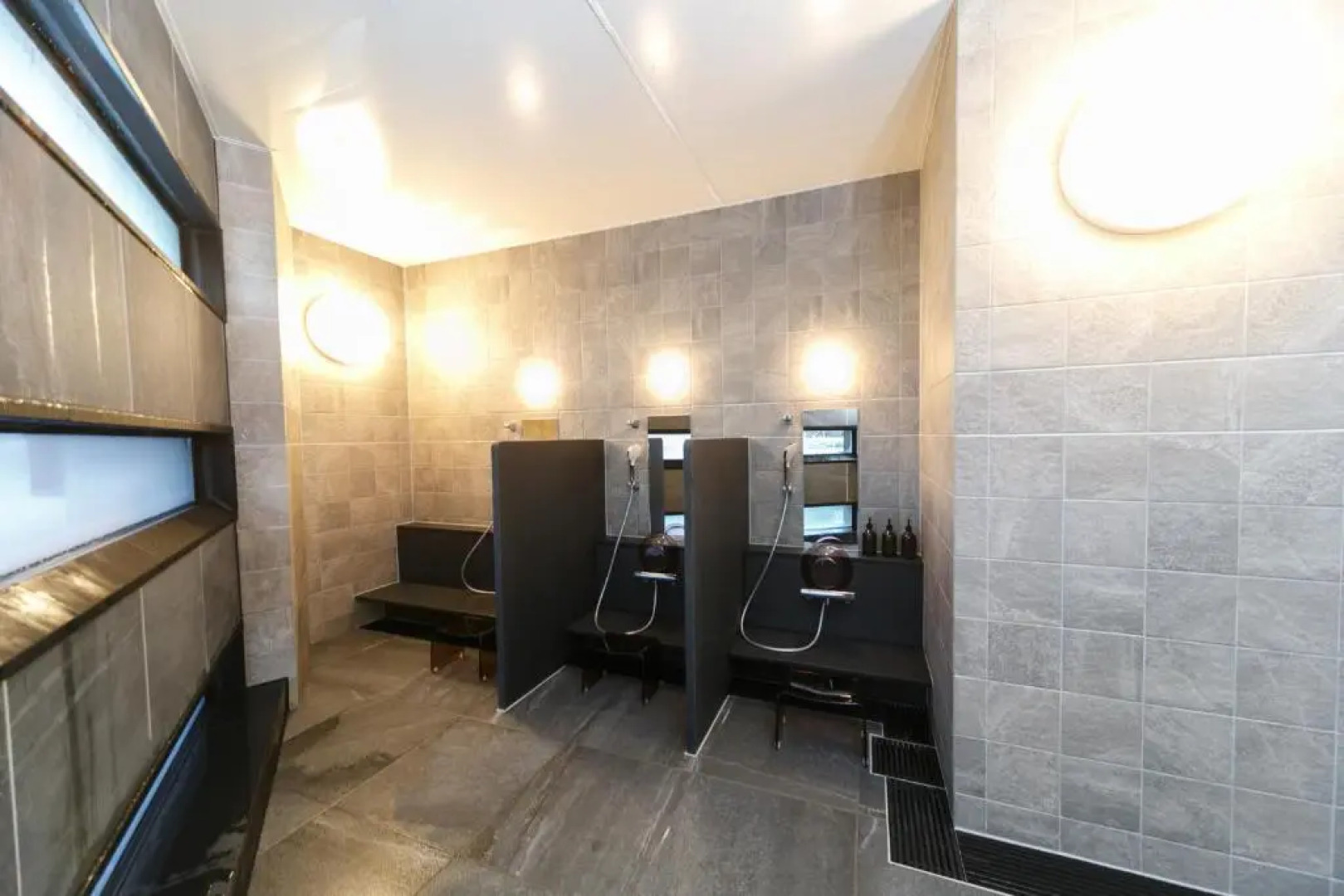 Setouchi KEIRIN HOTEL 10 by Onko Chishin