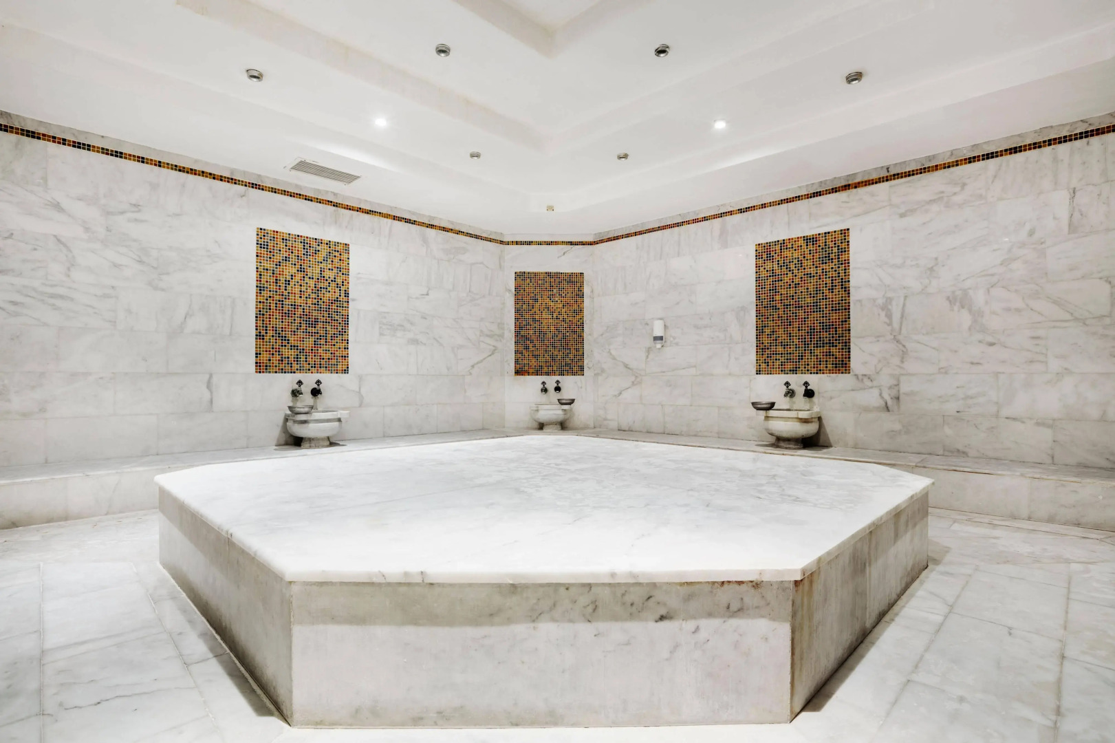 Chamada Prestige Hotel