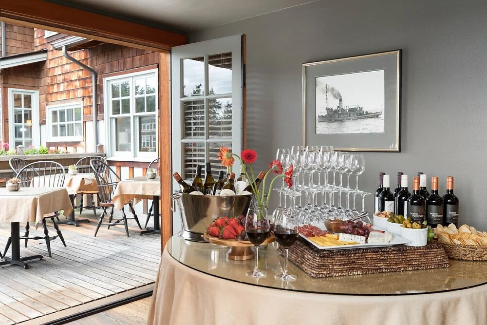 La Conner Channel Lodge