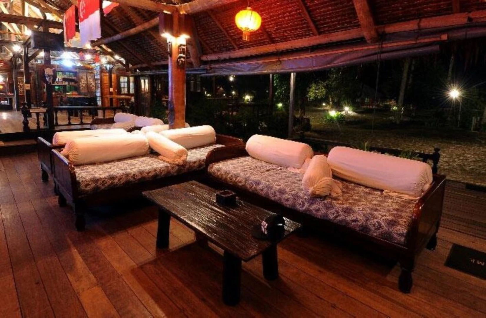 Dcoconut Island Resort