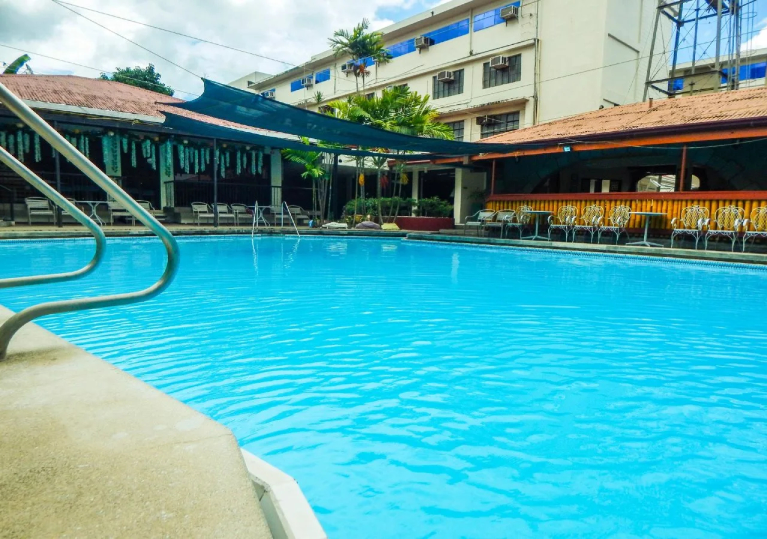 The Alpa Hotel and Restaurant