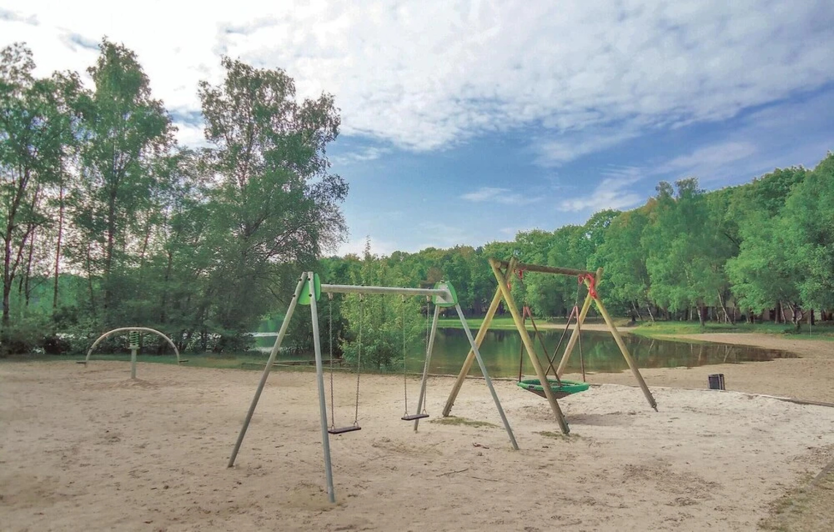 Beautiful Home in Rekem-lanaken With 3 Bedrooms and Wifi