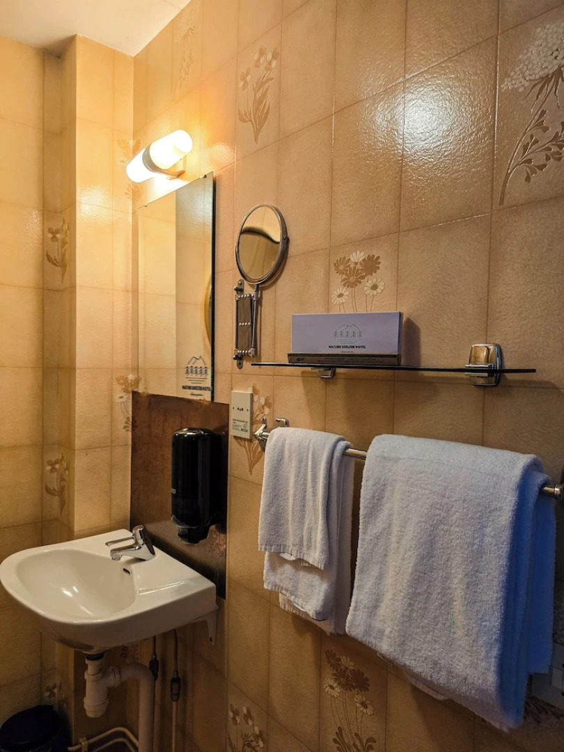 Nature Shelter Hotel