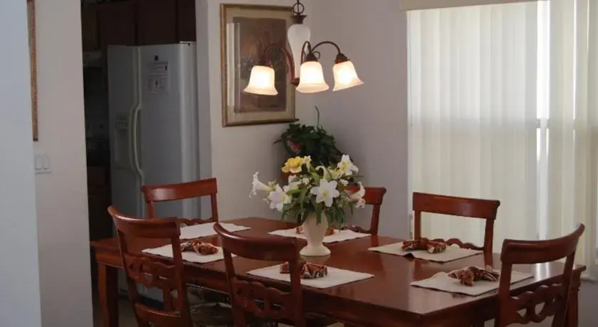 Five Bedroom House in Colombian Lakes by CFL Vacations