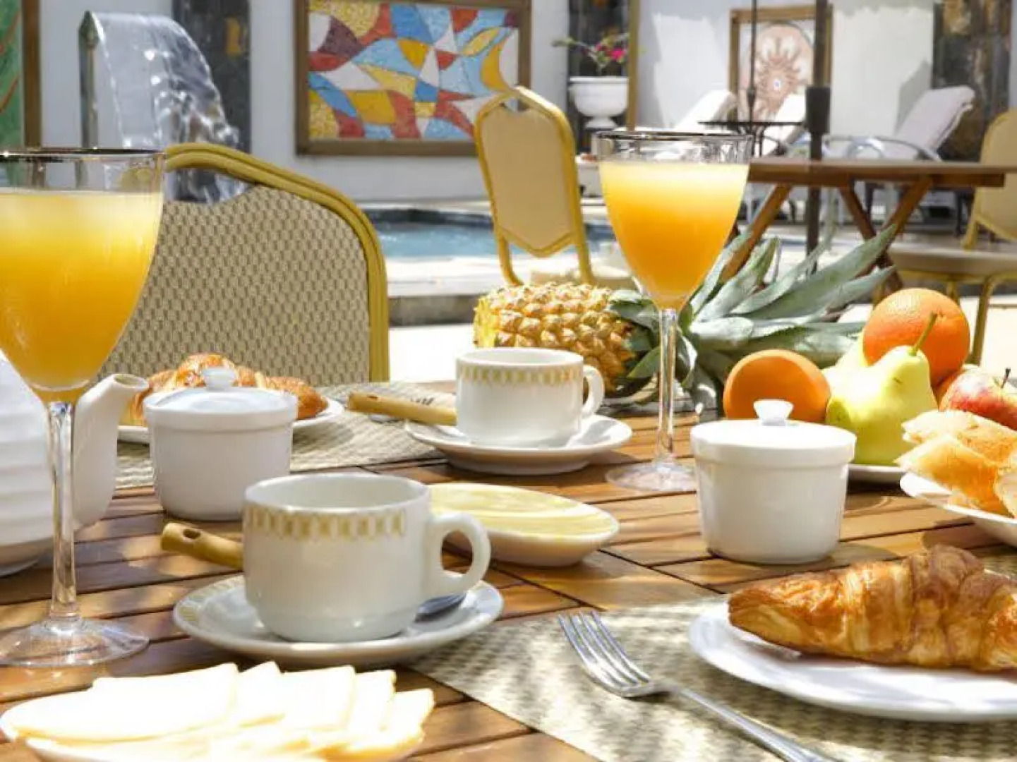 BurNas Beach & Apartments