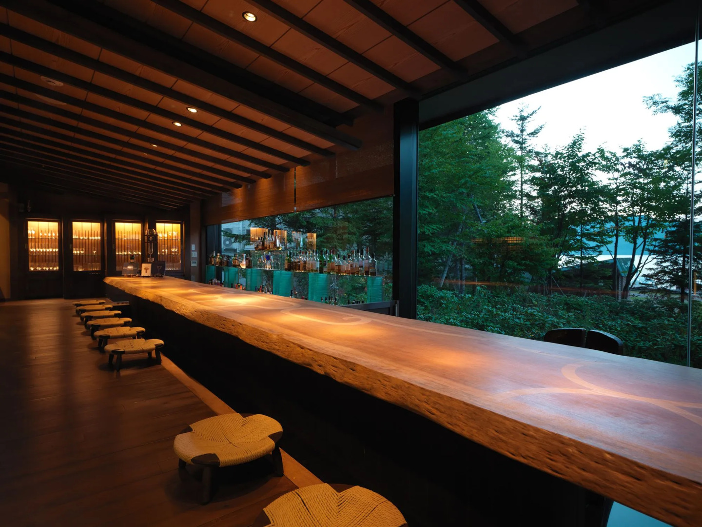 Akan Tsuruga Bessou HINANOZA