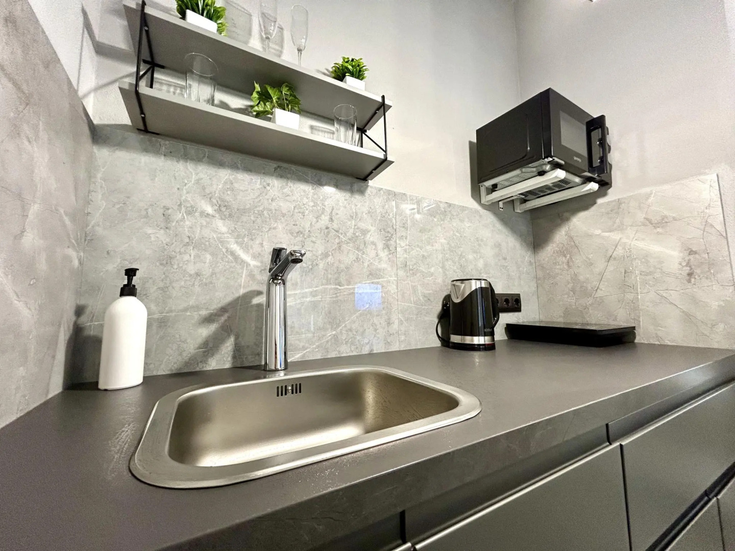 4 Сезона на улице Рудольфа Нуреева 5