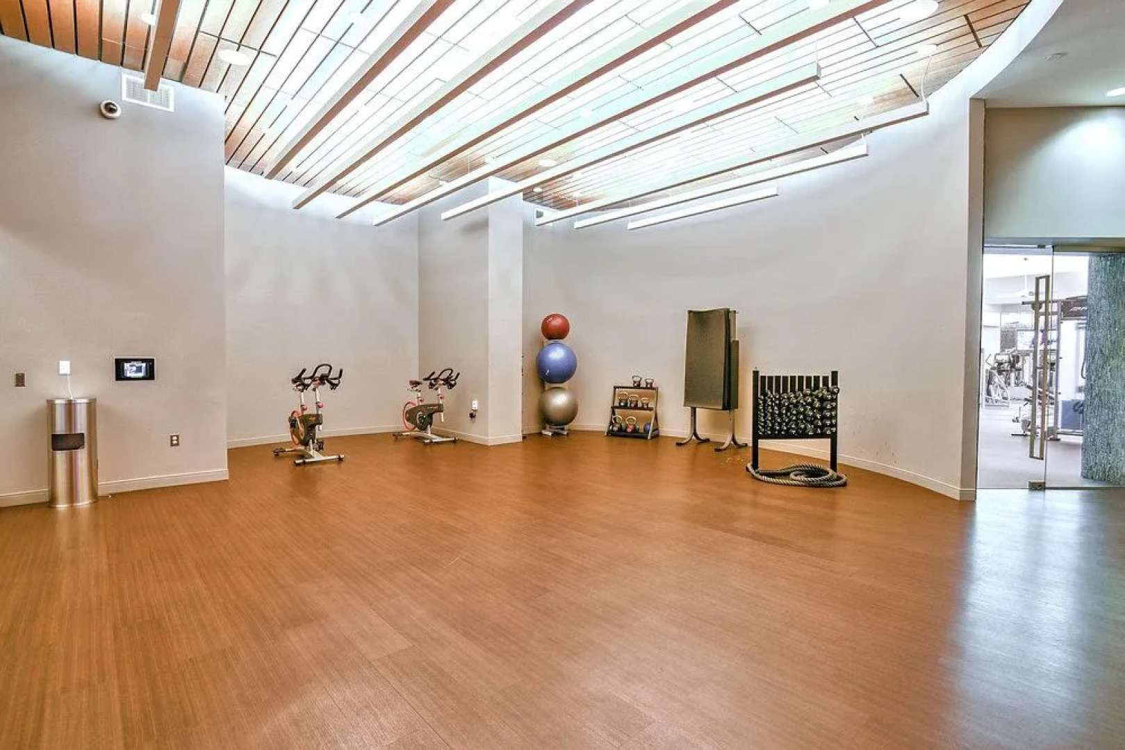 Bridgestreet Acadia at Metropolitan Park