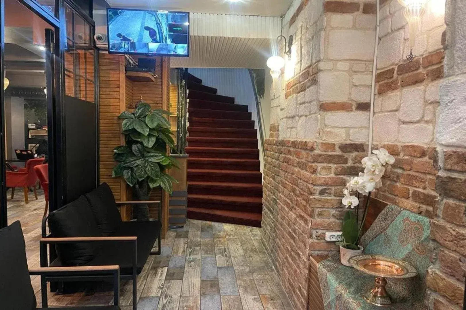Aysa Hotel