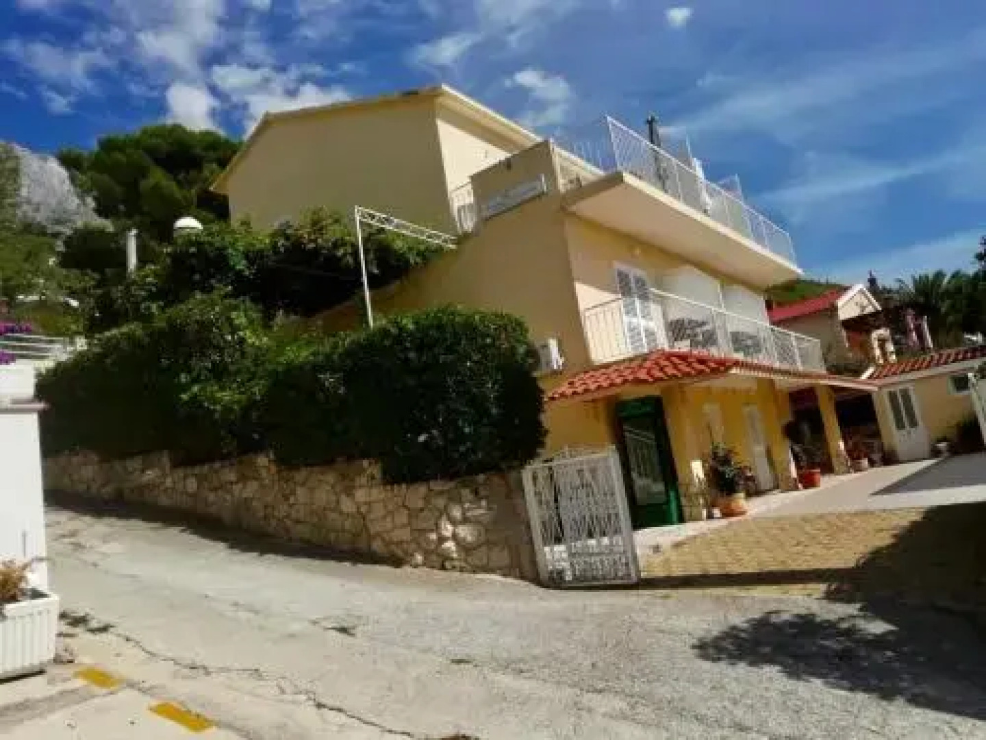 Palma Promajna Apartments