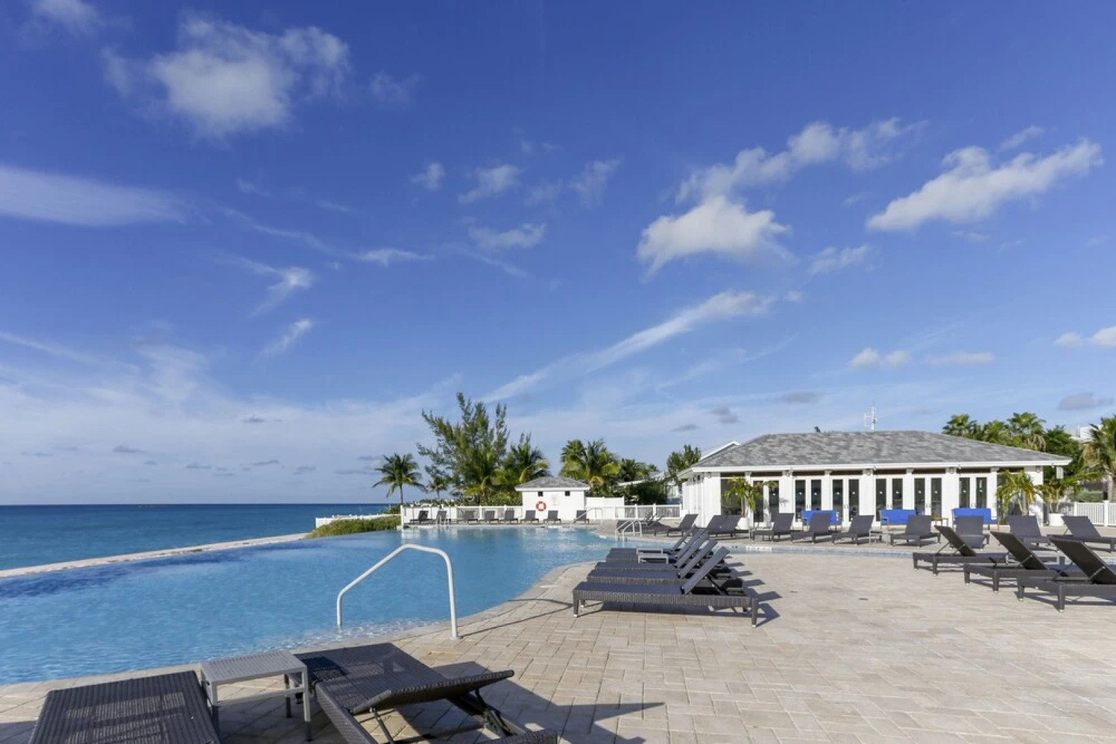 Beautiful 2/2 Bimini 2 Bedroom Condo