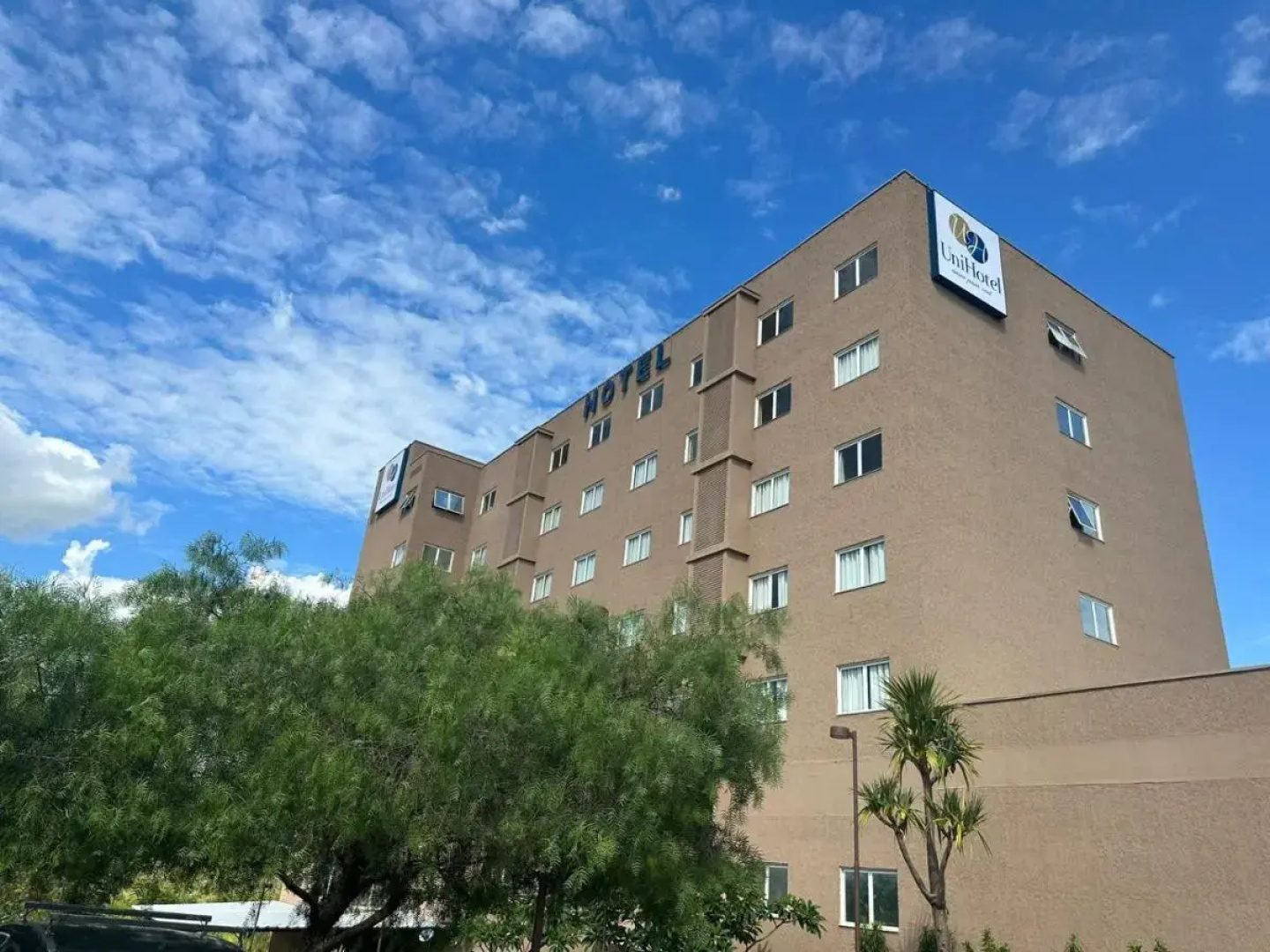 UniHotel Salto