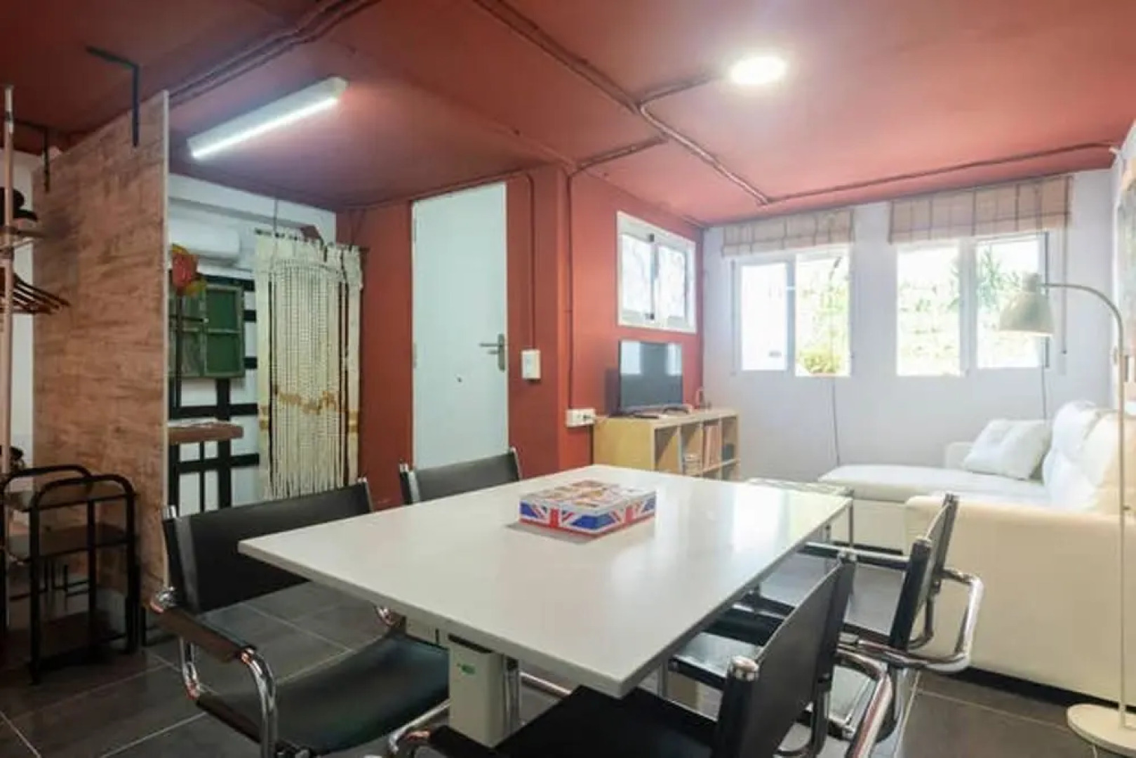 Studio in Cenes de la Vega, with Wonderful City View And Wifi - 20 Km From the Slopes